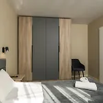 4 Apartament *